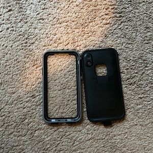 iPhone case Lifeproof